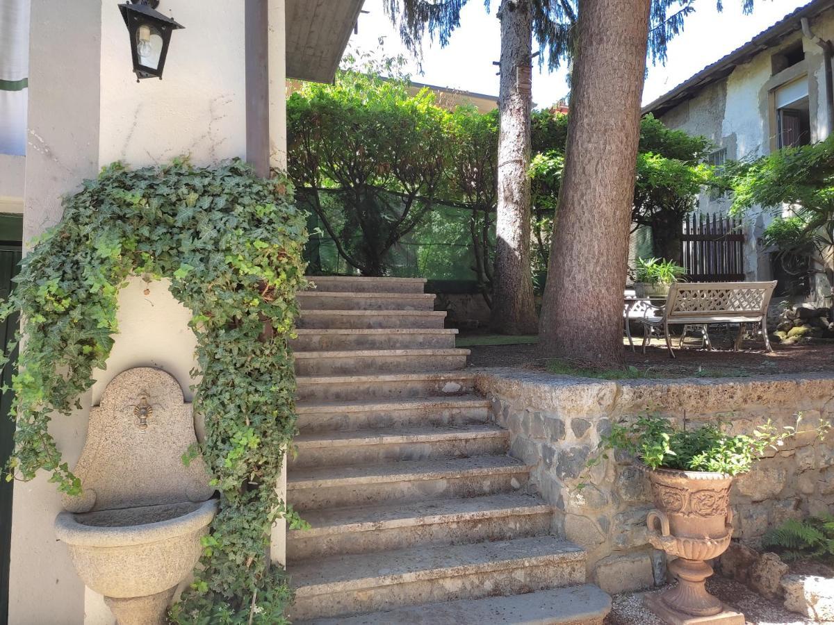 Iseolakerental - La Filandina Riva di Solto Exterior photo